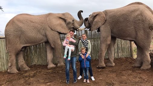 Elephant Experience Ping en familie