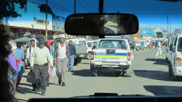 Cross border fee huurauto Zuid-Afrika Rondreis Op Maat Specialist